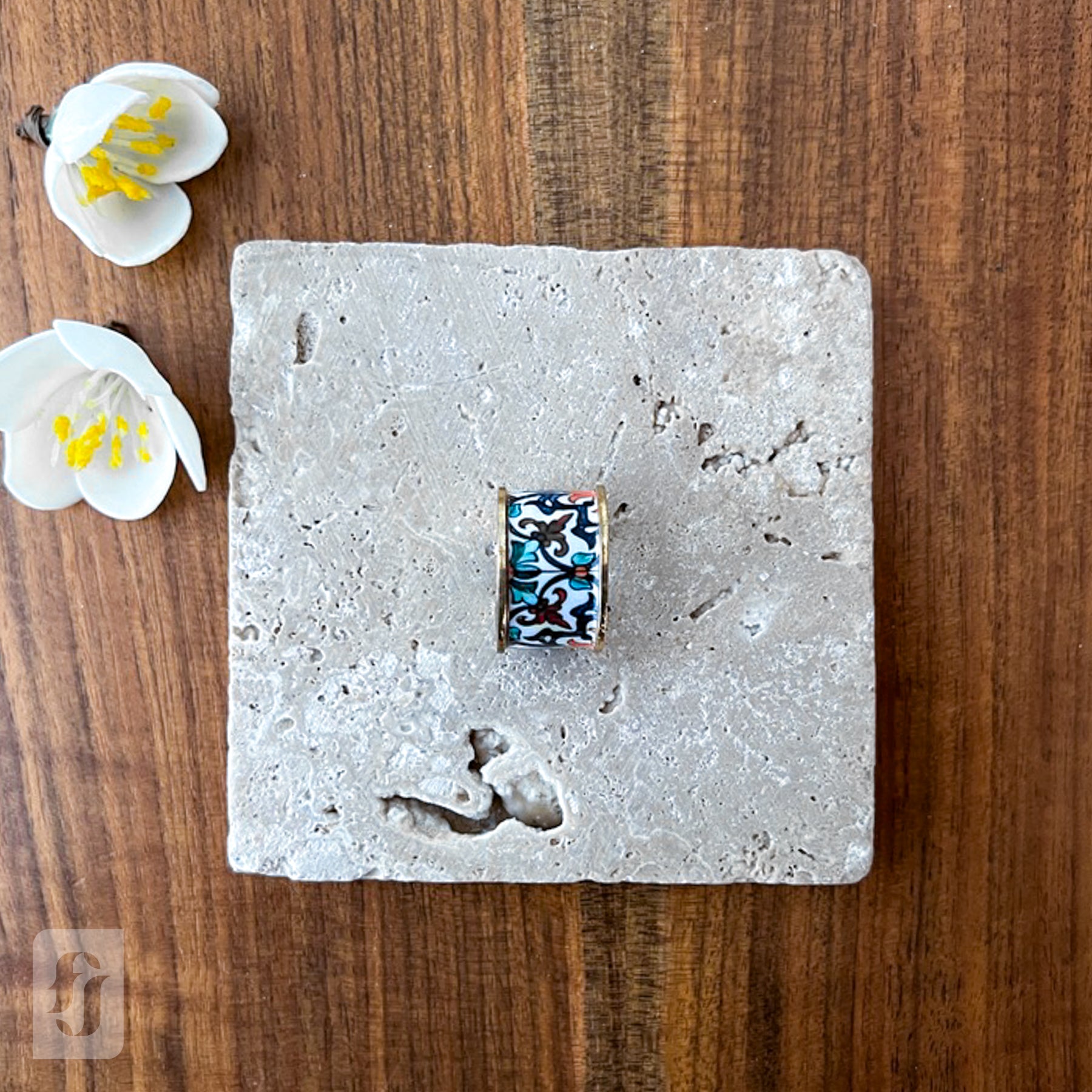 #color_turquoise flower mosaic