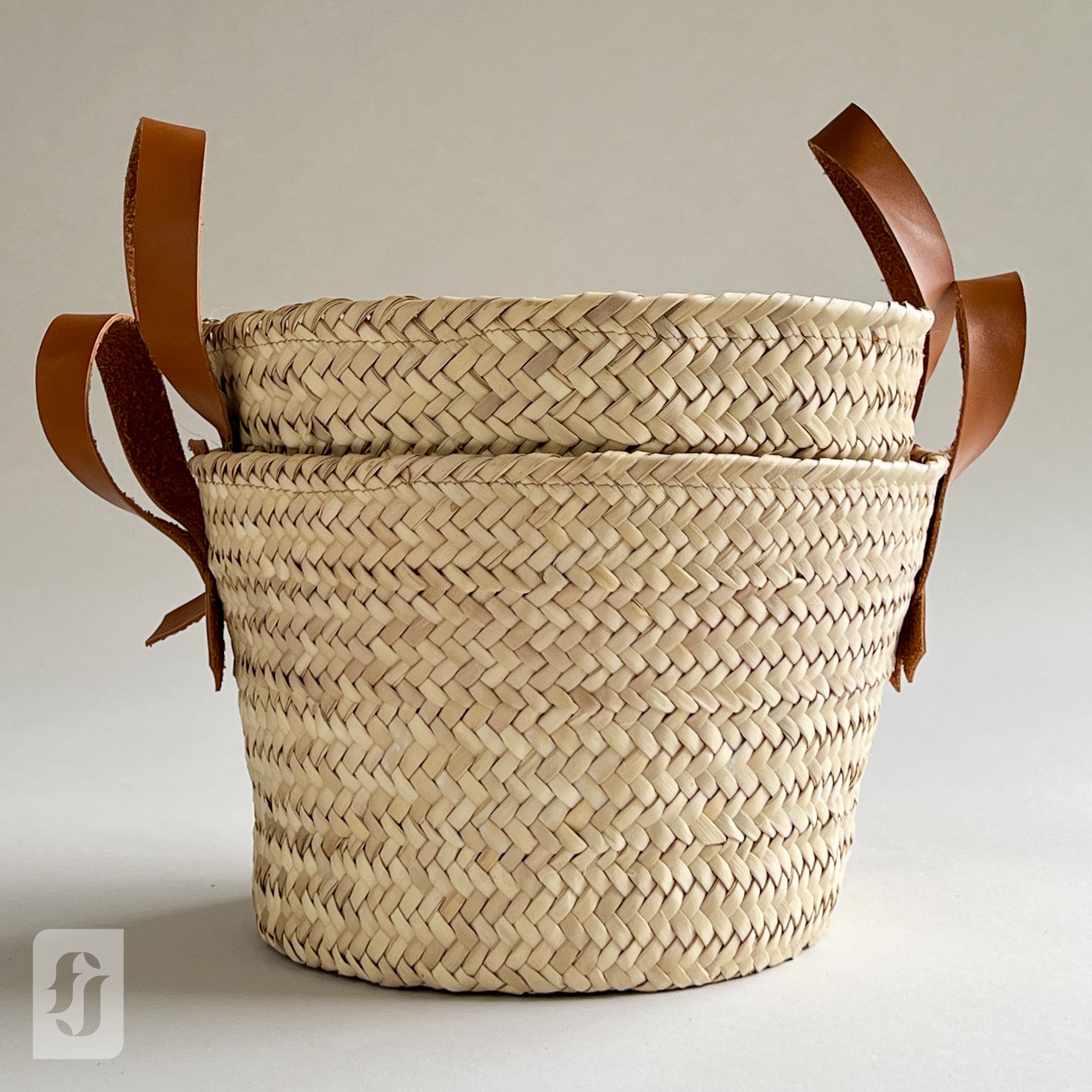 #color_caramel leather