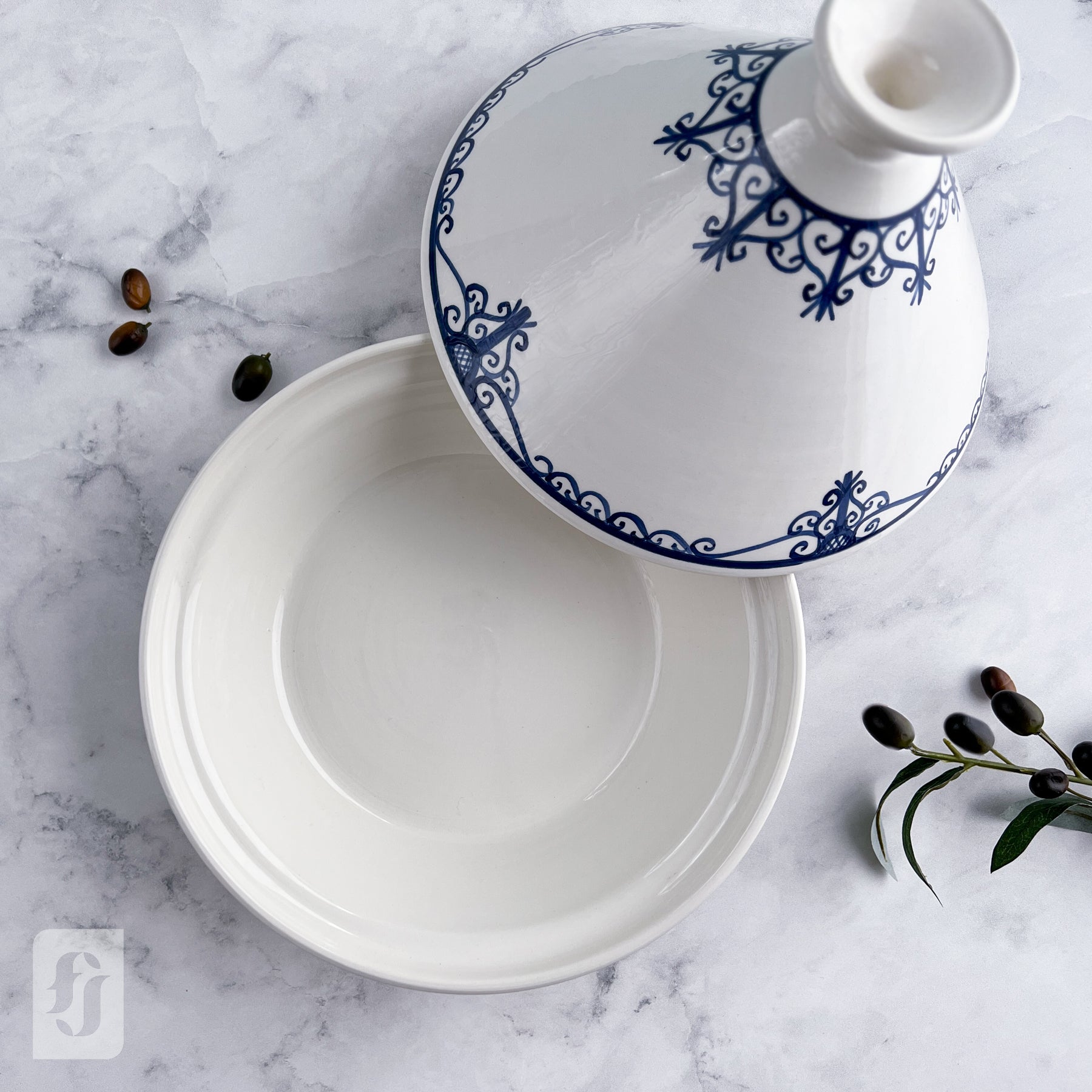 #color_white and blue